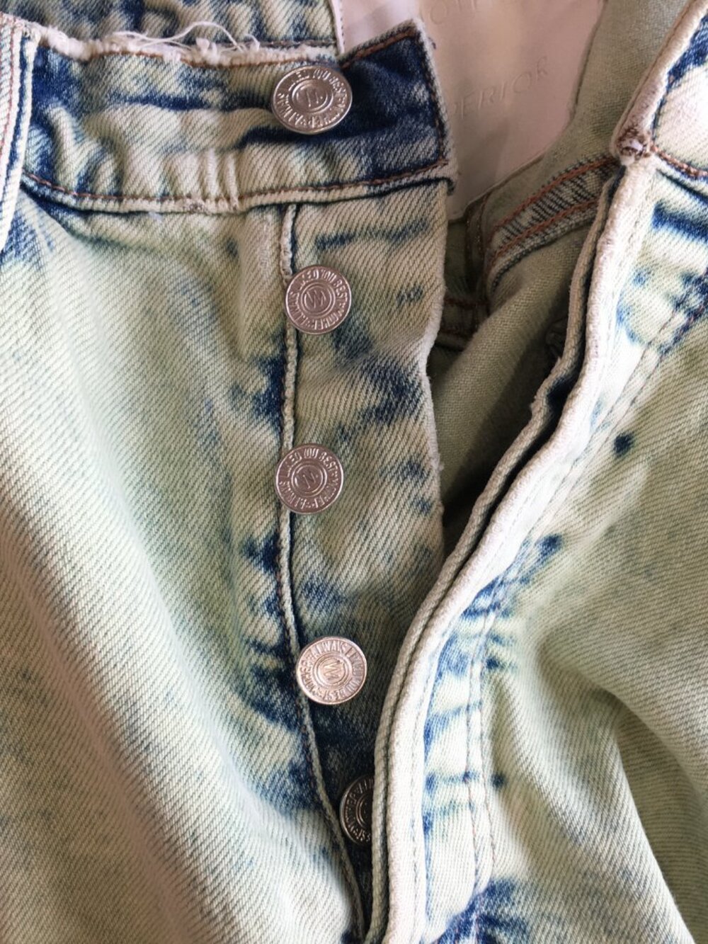 MOTHER Fern Juicy Fruit The Tripper Crop Fray Logo Hardware Button Fly Jeans - Picture 8 of 16